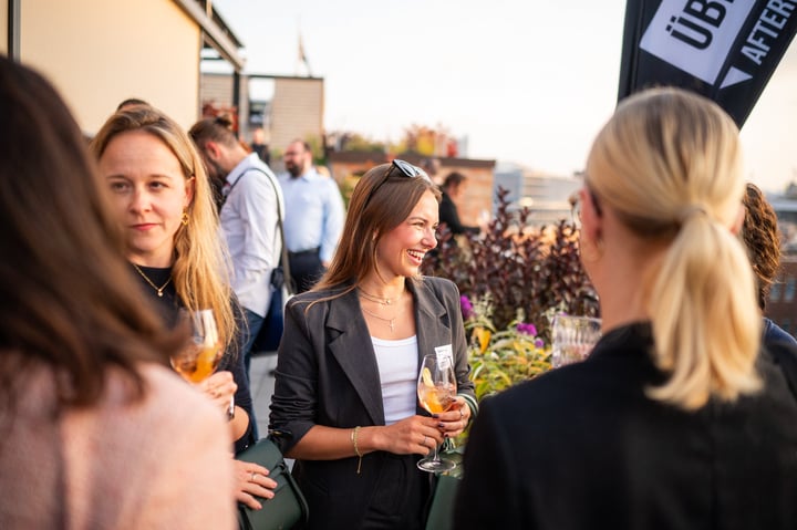 Überstunde Event im Freien