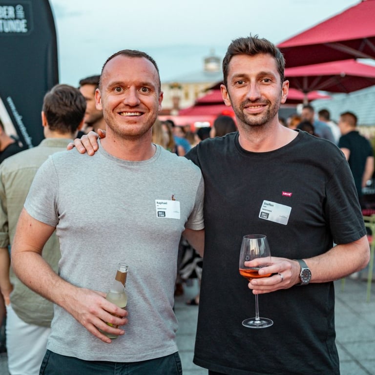 Die zwei Geschäftsführer der Überstunde